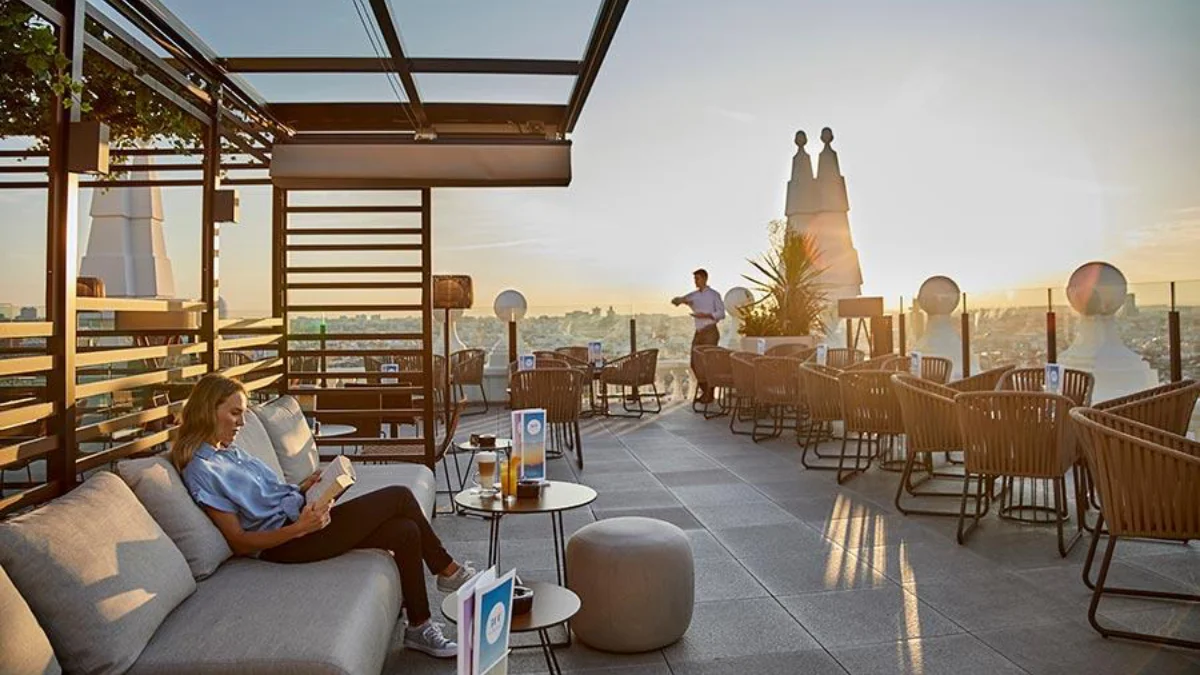 hotel cerca de mí en madrid